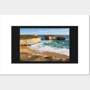 London Bridge, limestone cliffs Port Campbell, Victoria, Australia. Posters and Art